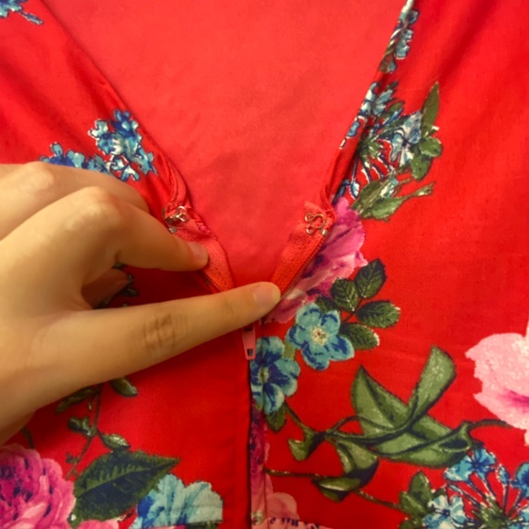 Speechless Red Floral Dress - Picture 5 of 8